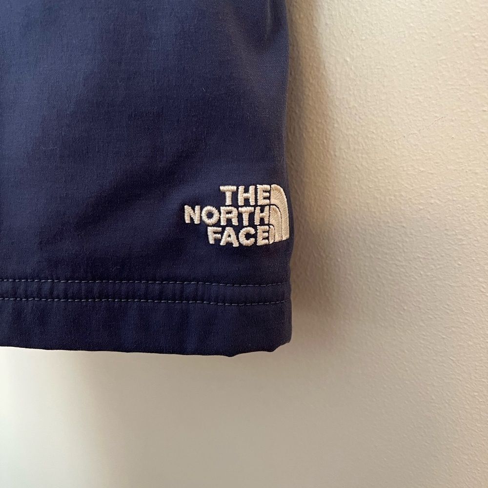 The North Face Men's Navy Athletic Shorts - Picture 4 of 4